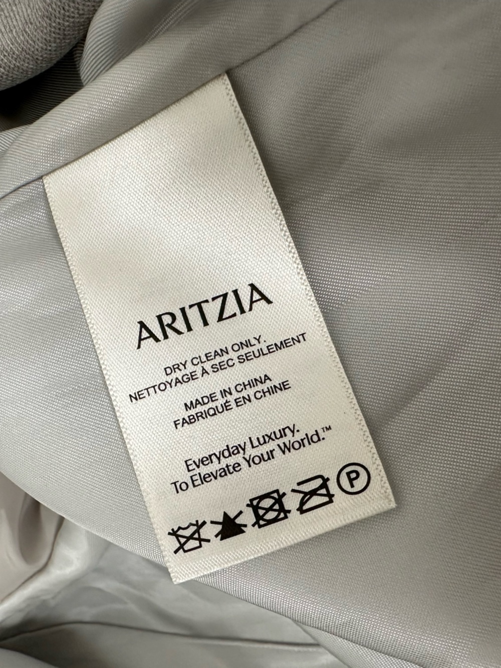 Aritzia Babaton Millions Blazer - Picture 13 of 15